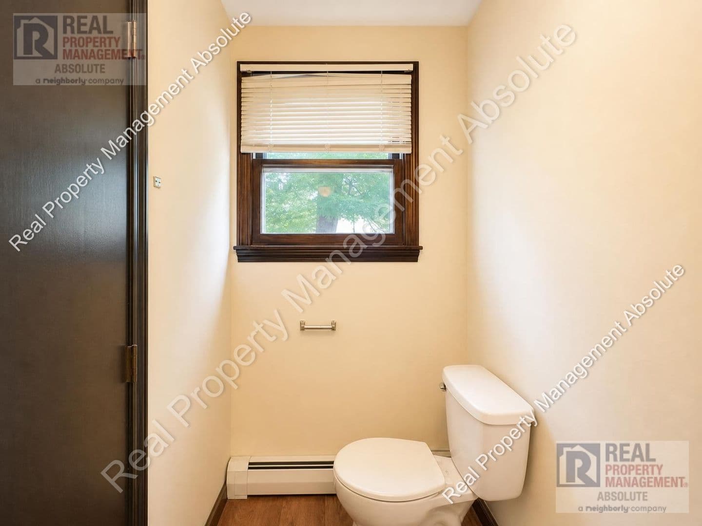 Hudson Apartment: 4 Harwood Rd