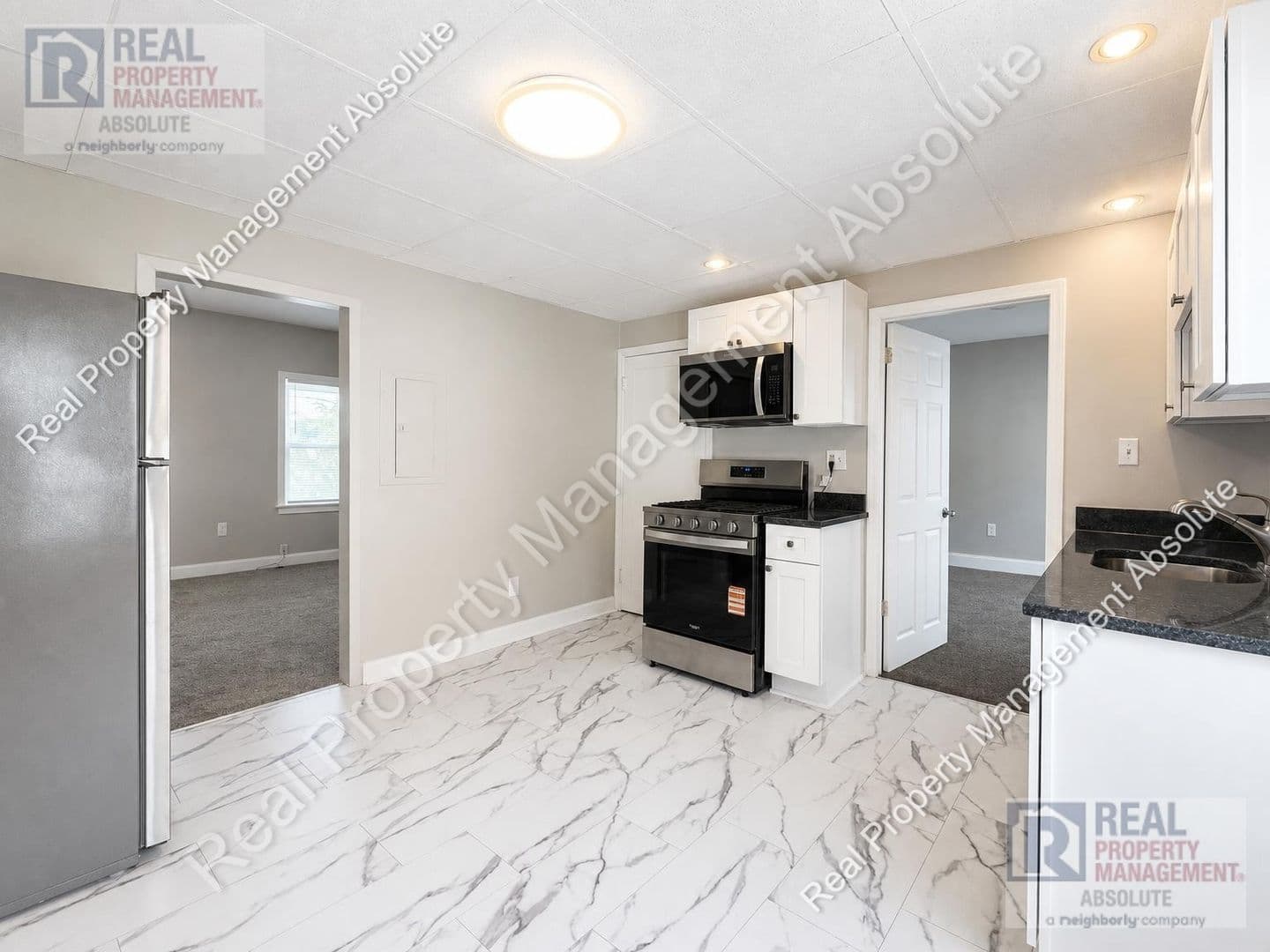Nashua Apartment: 7 Commercial St