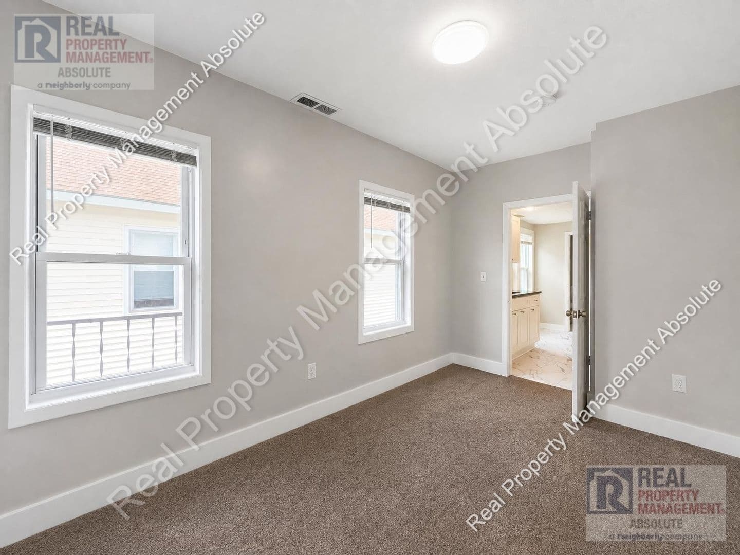 Nashua Apartment: 7 Commercial St