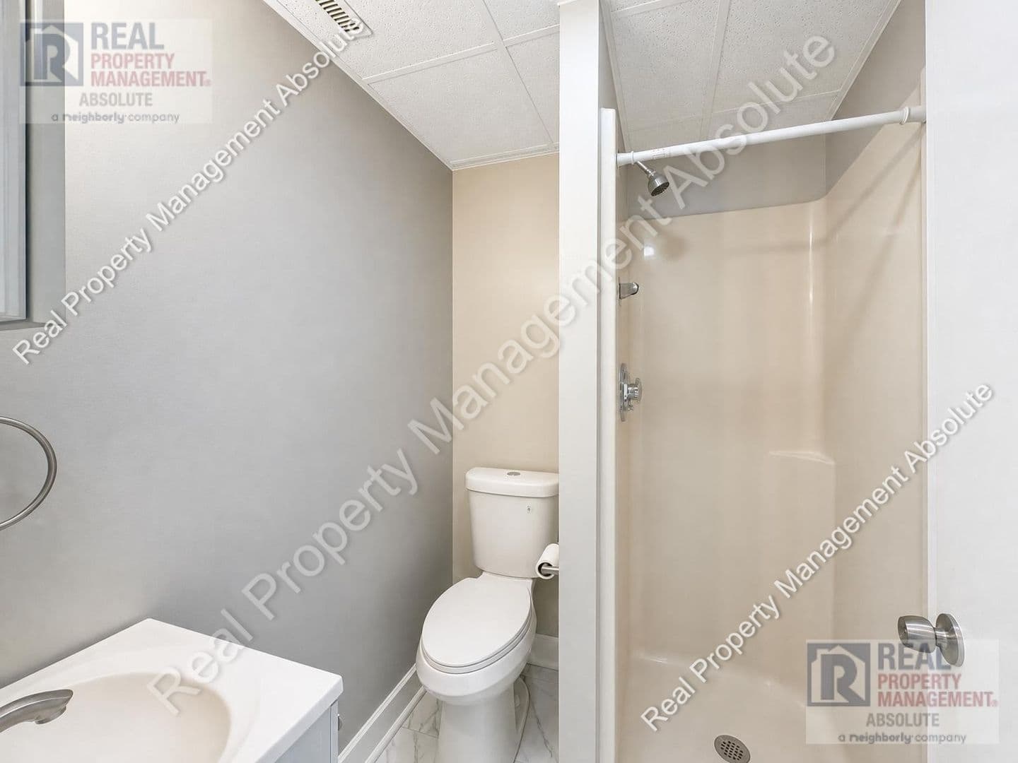 Nashua Apartment: 7 Commercial St