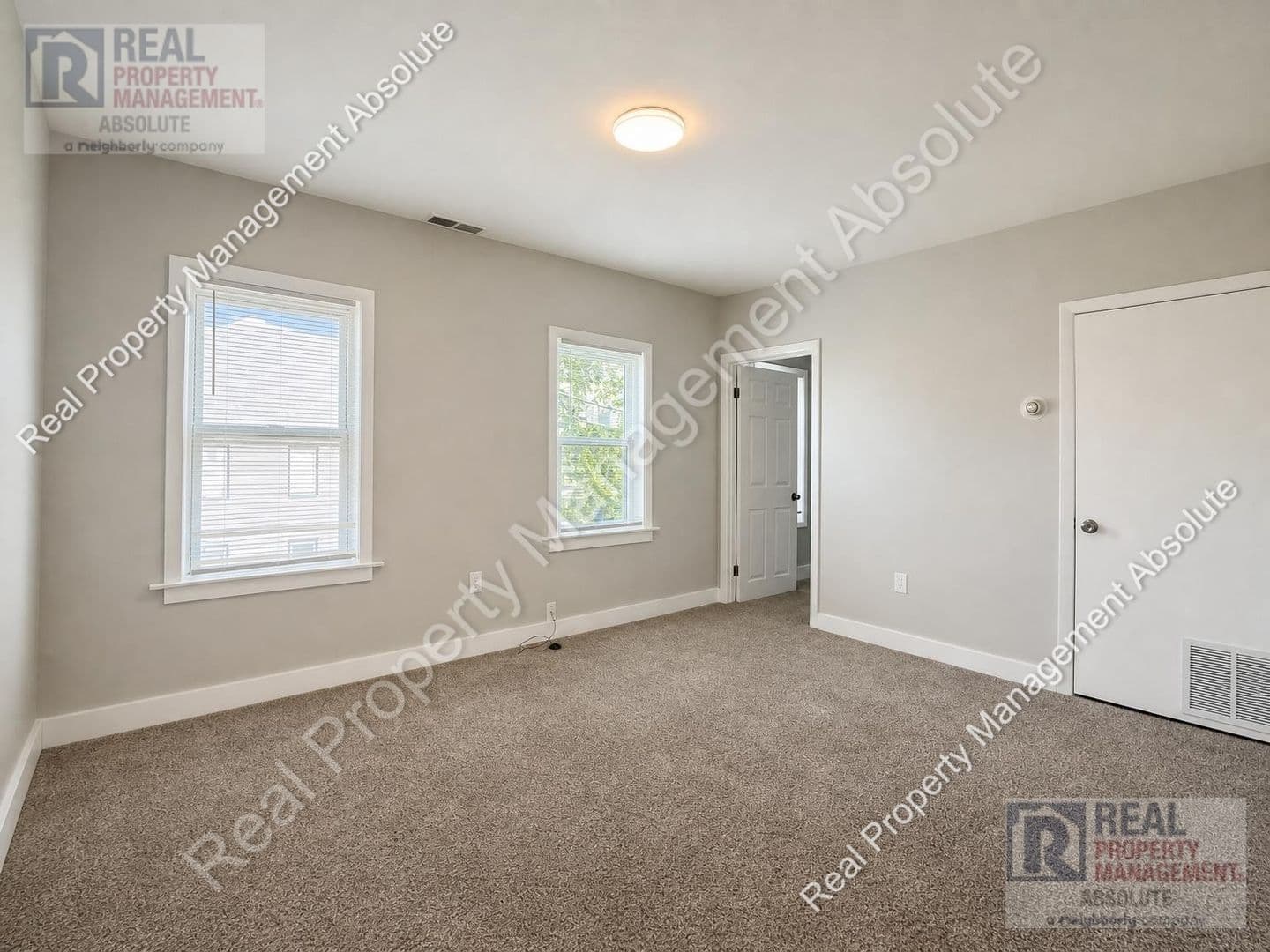 Nashua Apartment: 7 Commercial St
