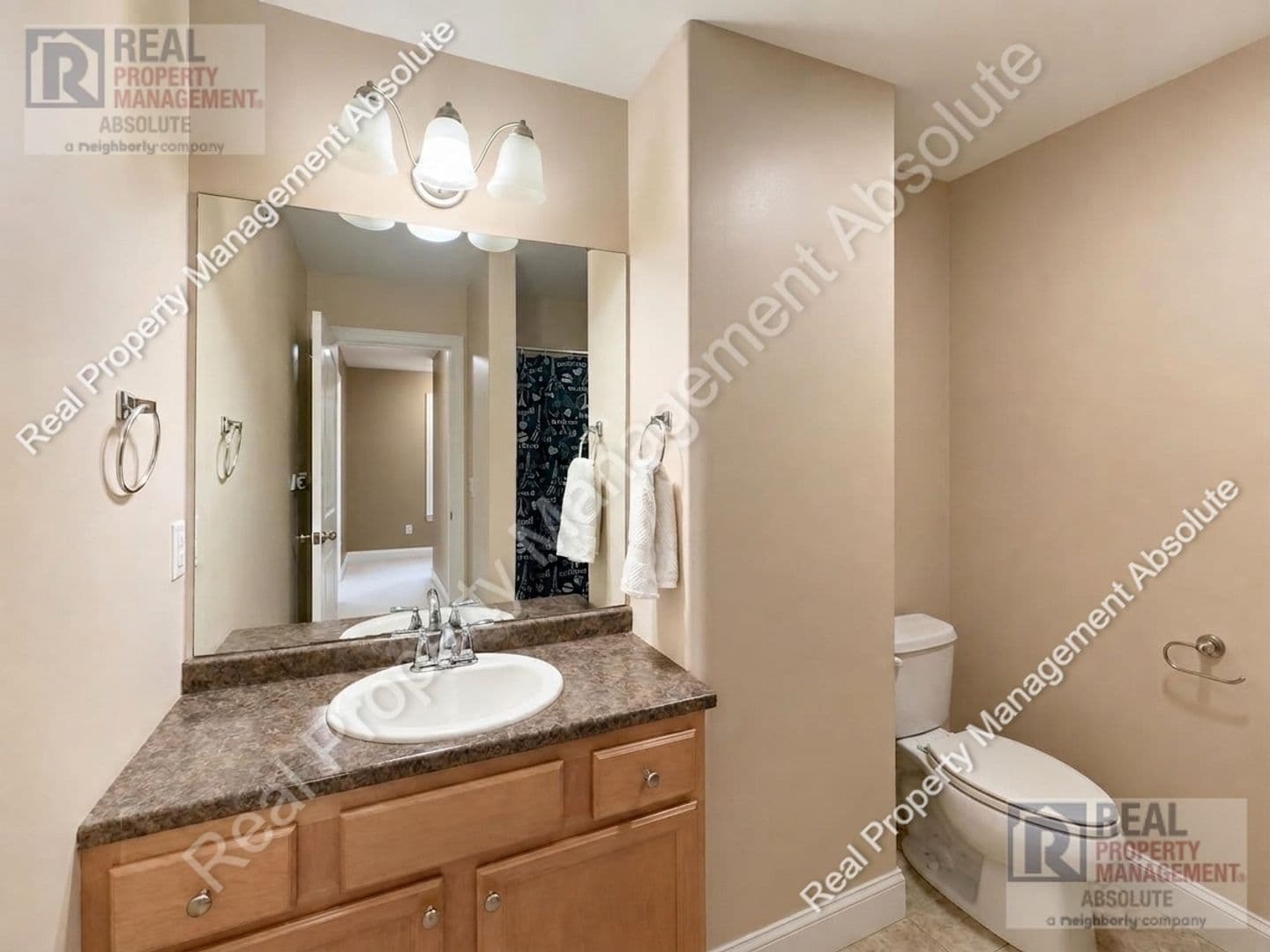 Hudson House: 23A Clearview Circle