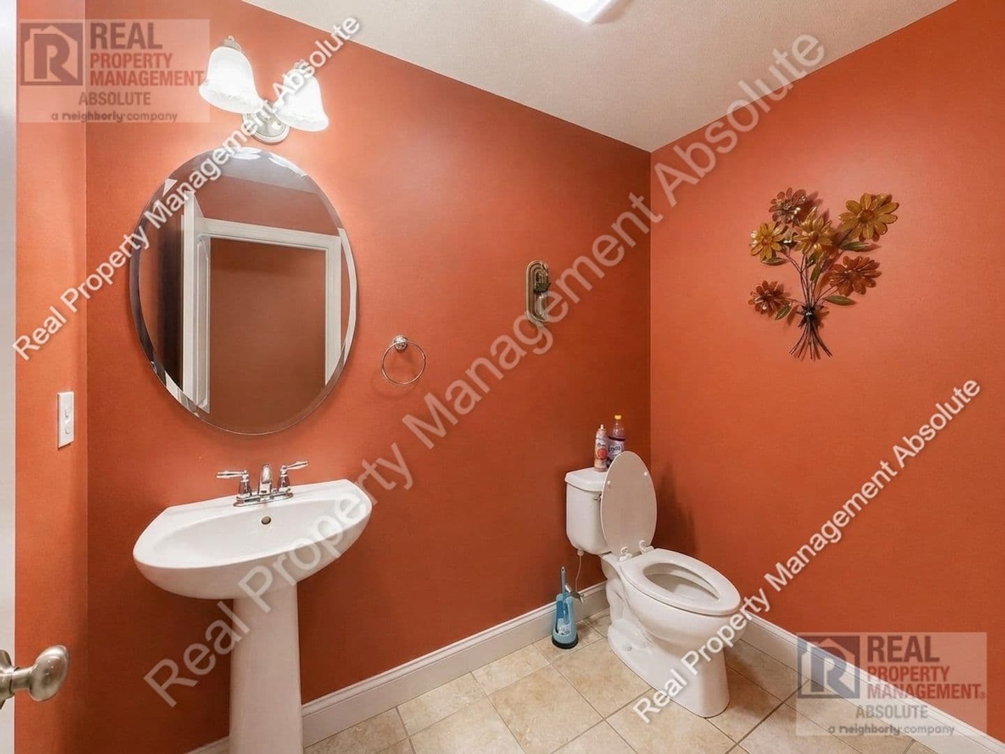 Hudson House: 23A Clearview Circle