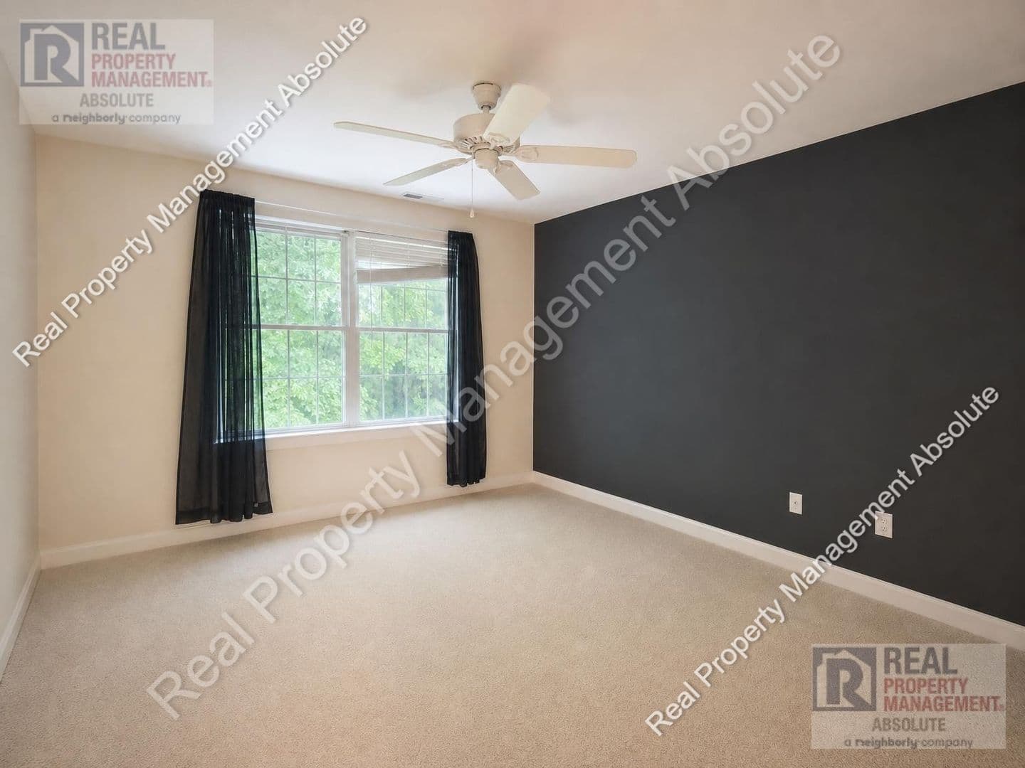 Hudson House: 23A Clearview Circle