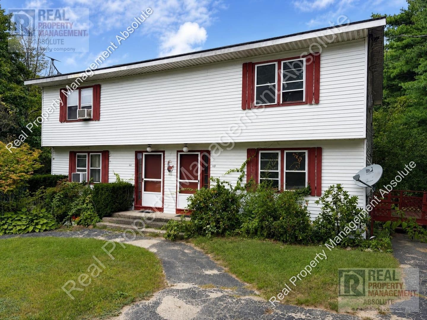 Hudson Apartment: 4 Harwood Rd
