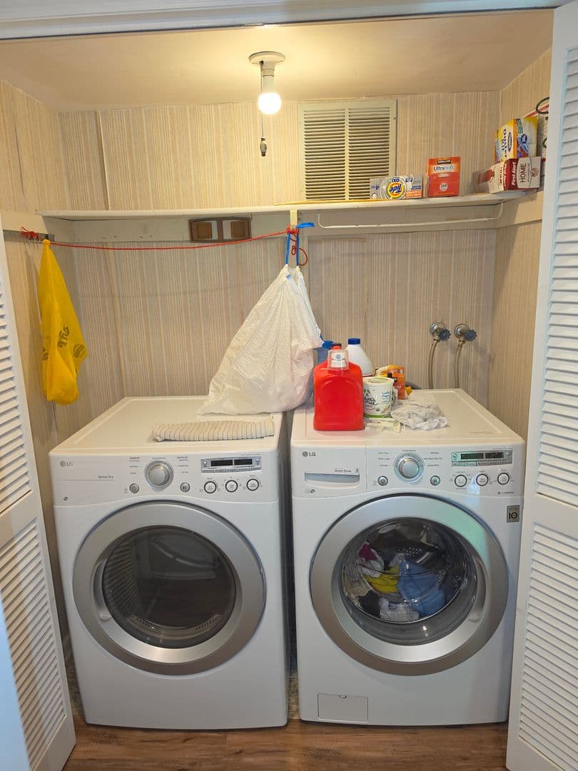 North Brunswick Condo: 384 Willowbrook Drive