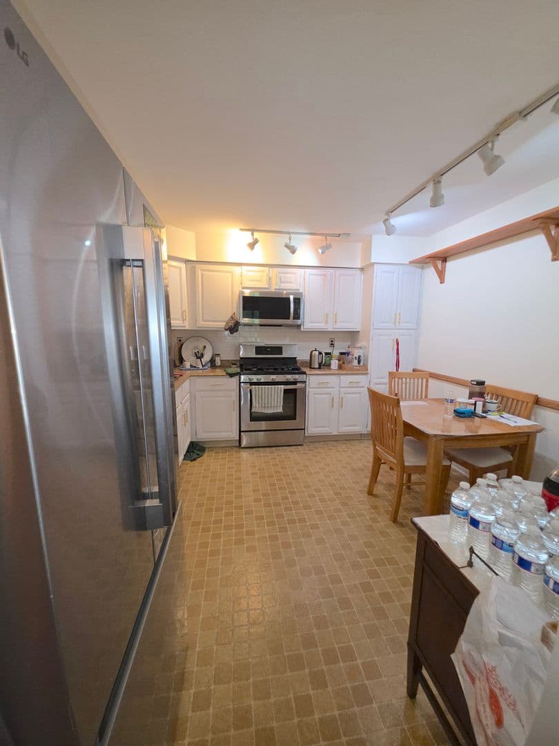 North Brunswick Condo: 384 Willowbrook Drive