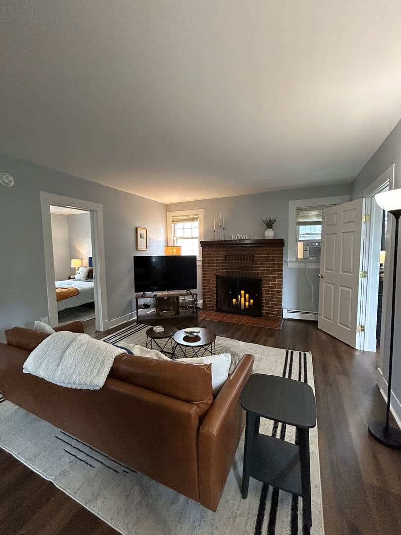 Midland Park Apartment: 149 Godwin Avenue
