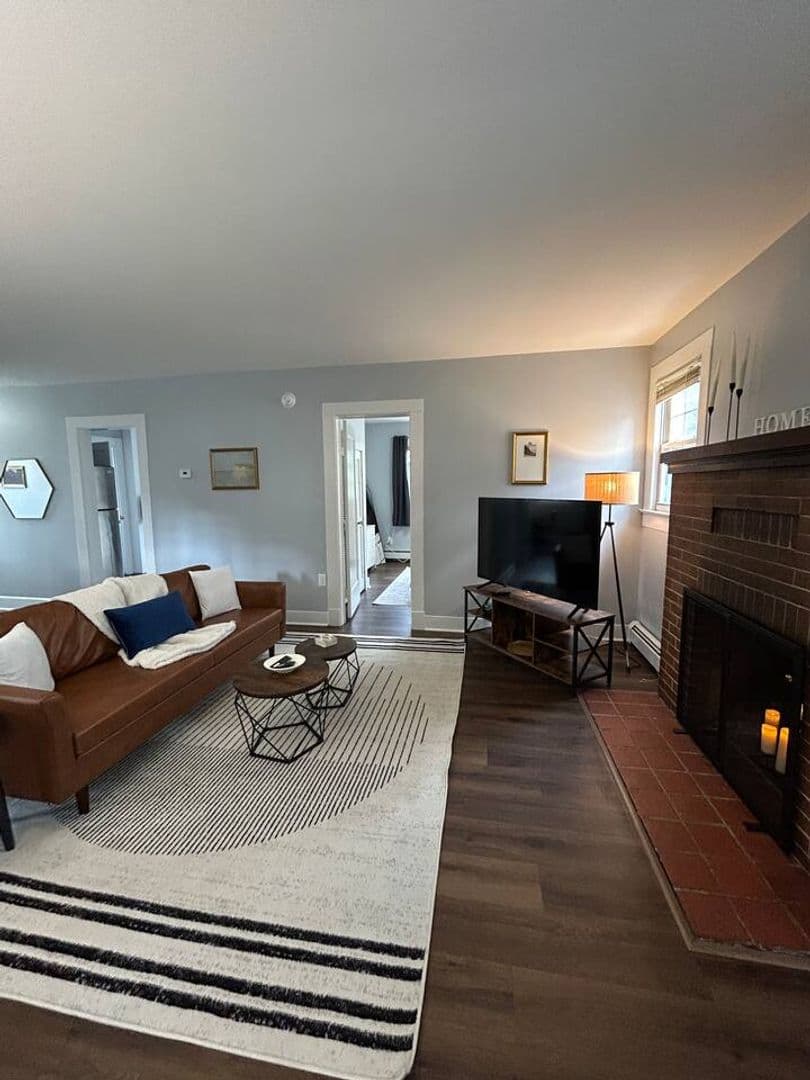Midland Park Apartment: 149 Godwin Avenue