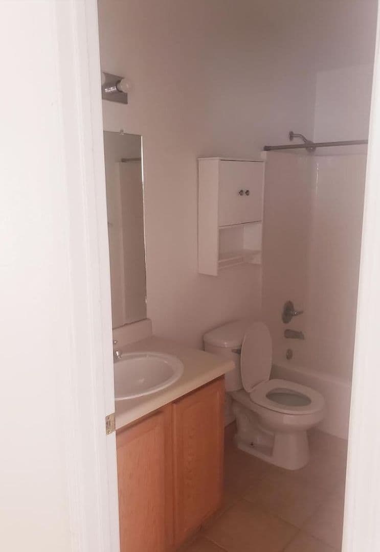 Rio Rancho House: 5532 Fence Lake Dr NE
