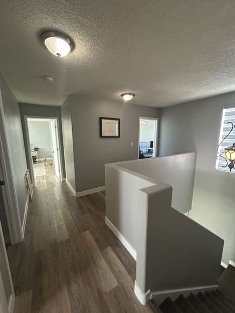 Albuquerque House: 9004 Pumice St NE