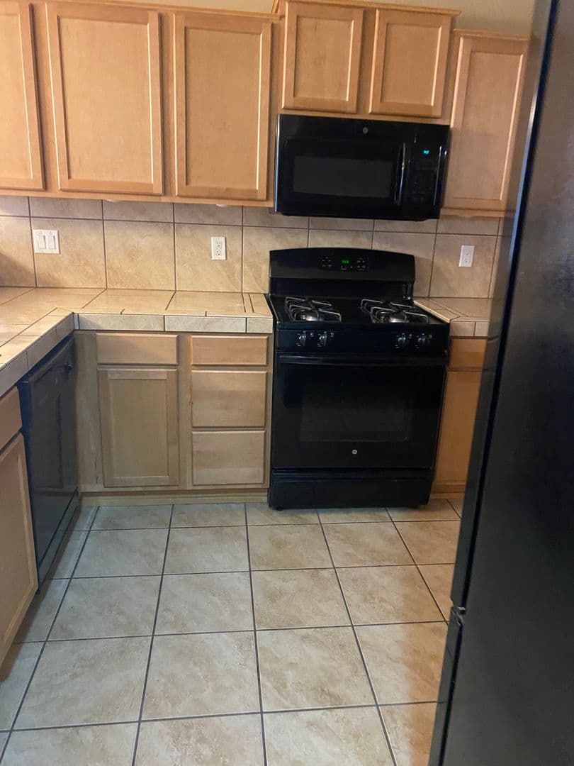 Albuquerque House: 11639 Pocono Rd SE