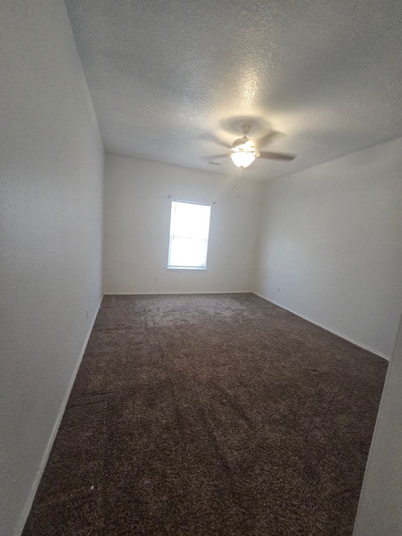 Rio Rancho House: 5325 Caprock Ct