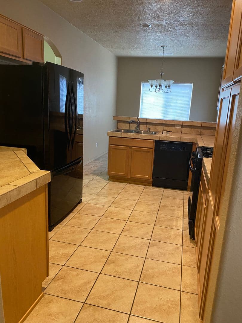 Albuquerque House: 11639 Pocono Rd SE