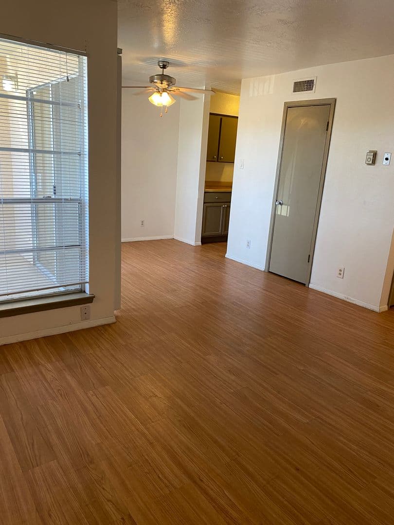 Albuquerque House: 4601 Carlisle Blvd UNIT A-6