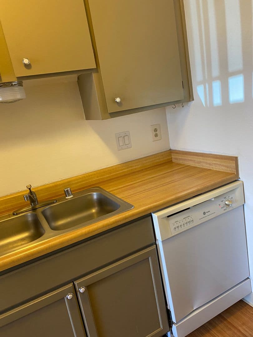 Albuquerque House: 4601 Carlisle Blvd UNIT A-6