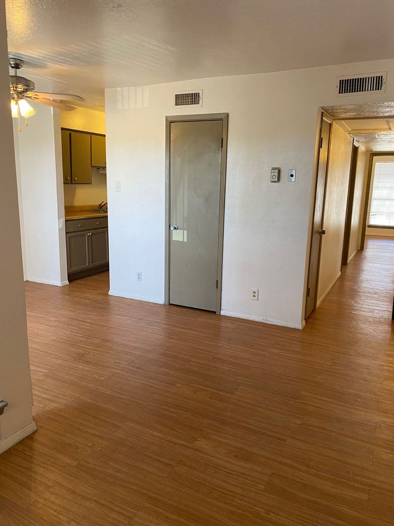 Albuquerque House: 4601 Carlisle Blvd UNIT A-6