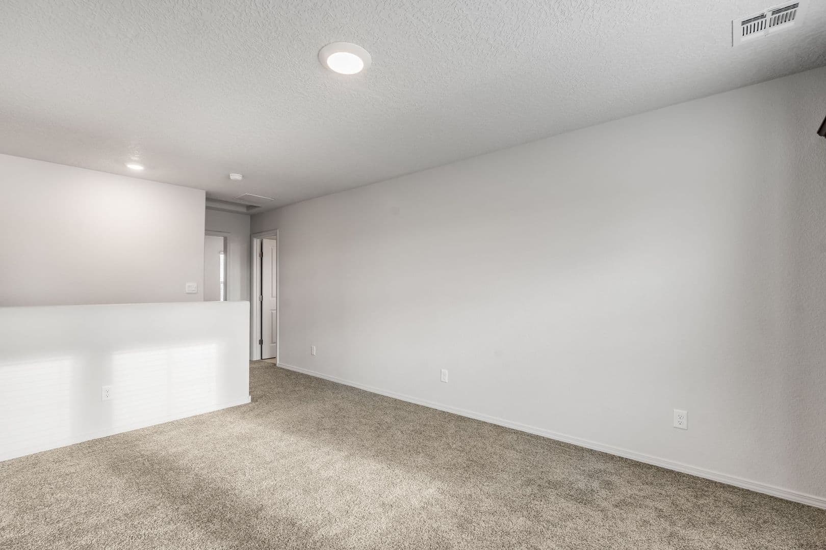 Rio Rancho House: 1504 Woods St NE