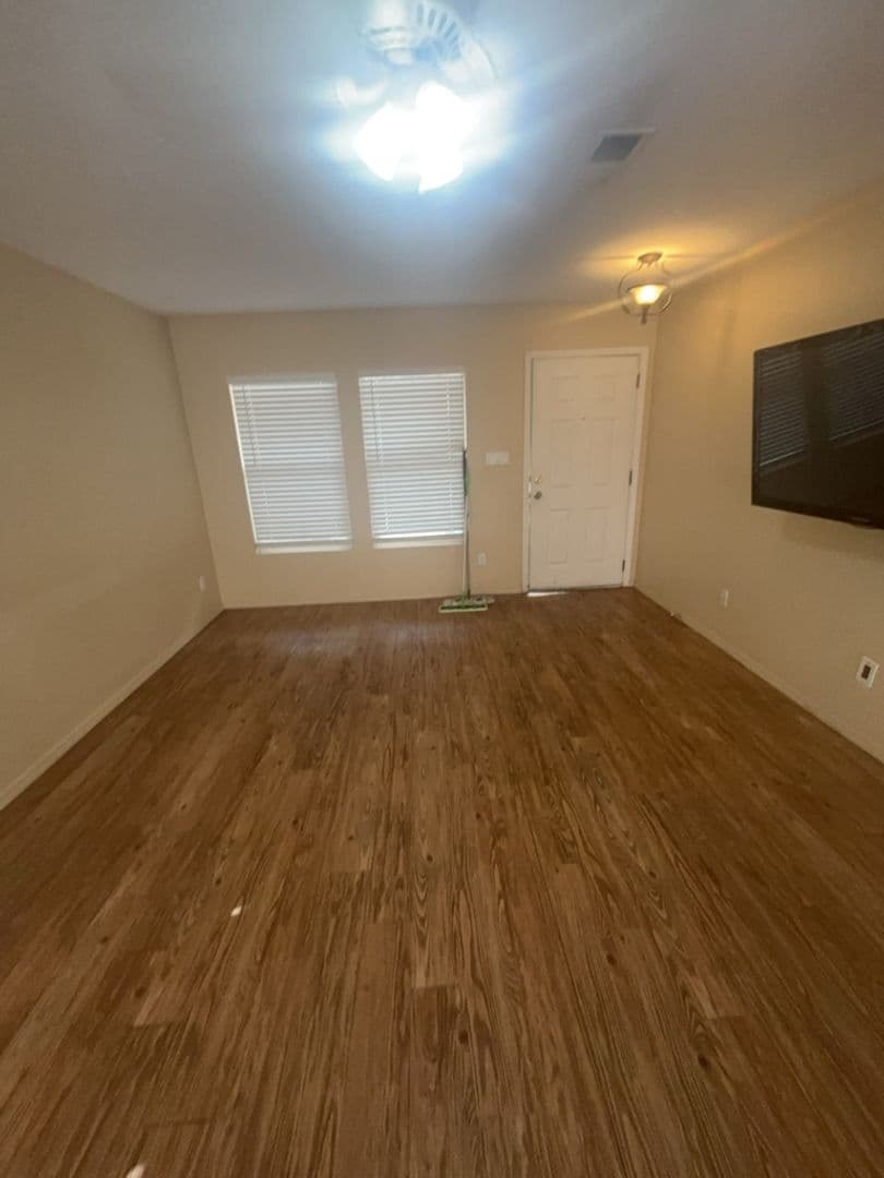 Albuquerque House: 4272 Altura Vista Ln NE