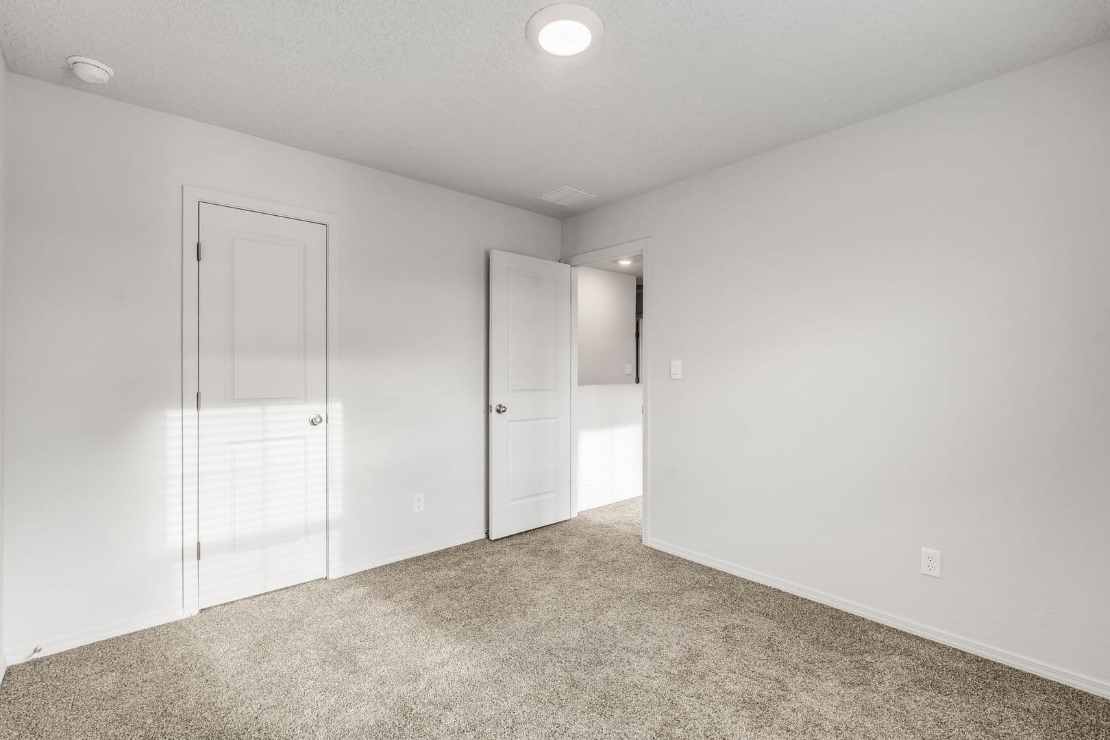 Rio Rancho House: 1504 Woods St NE