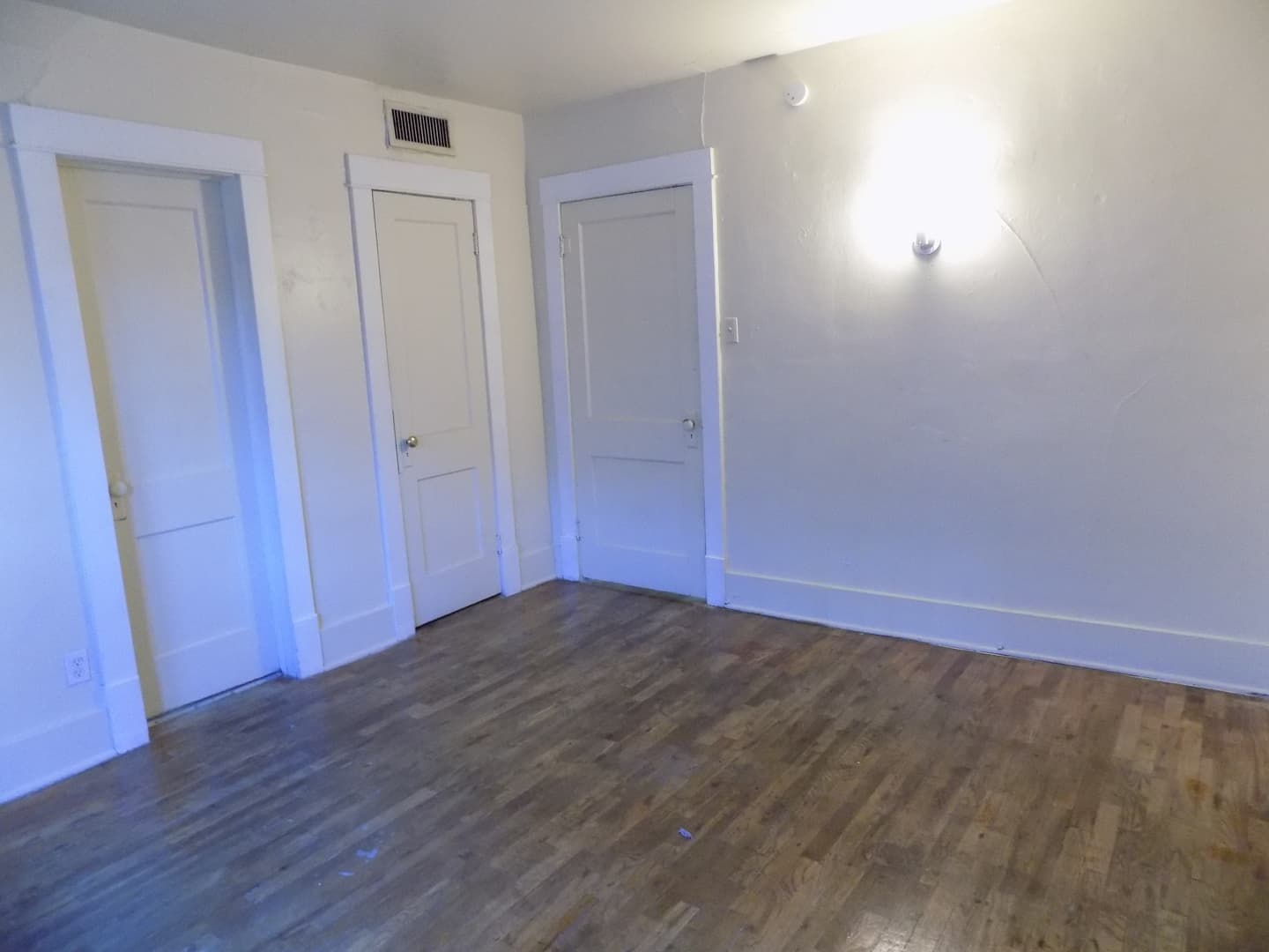Albuquerque Apartment: 313 Columbia Dr SE