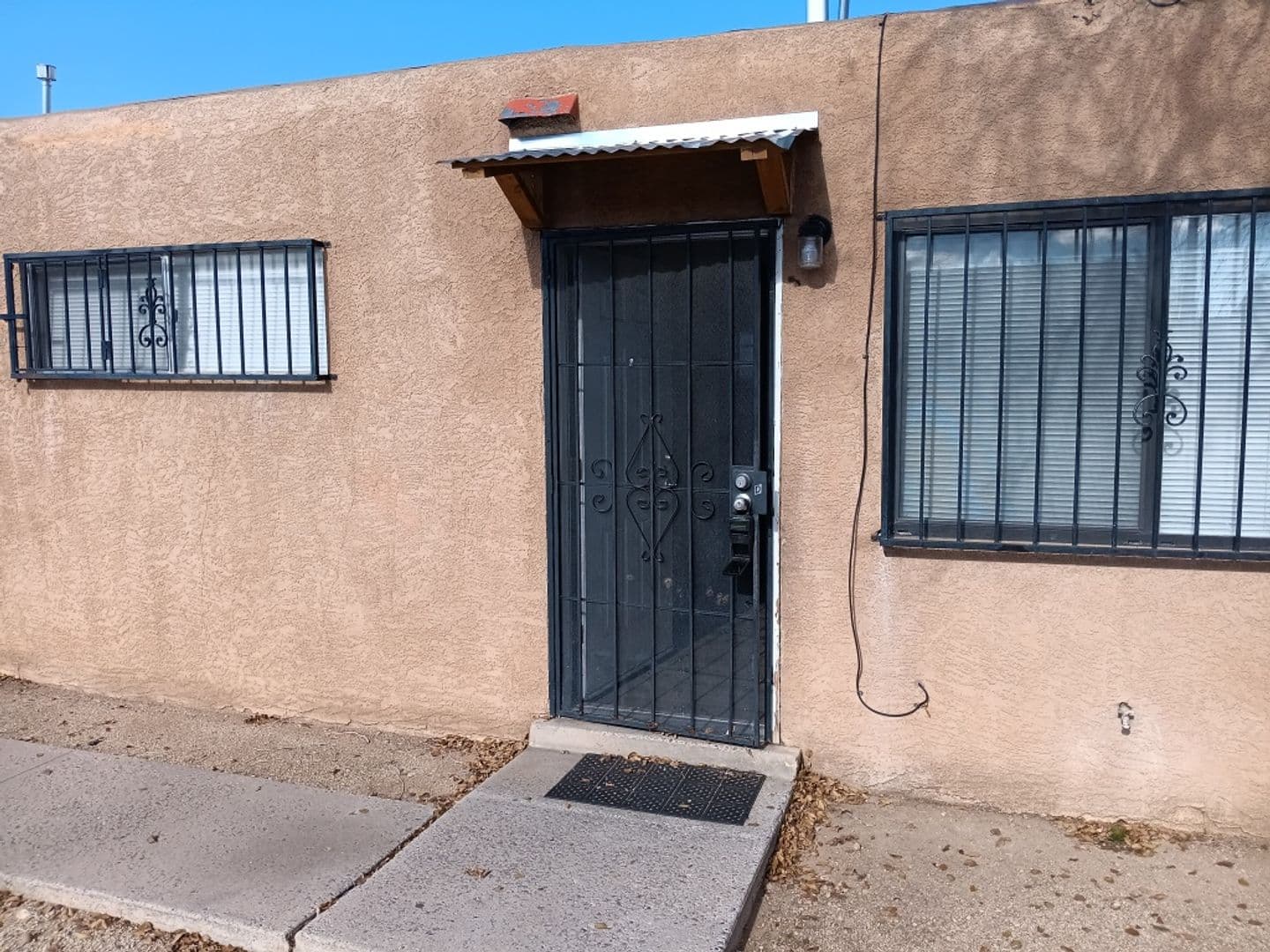 Albuquerque Apartment: 340 Pennsylvania St NE