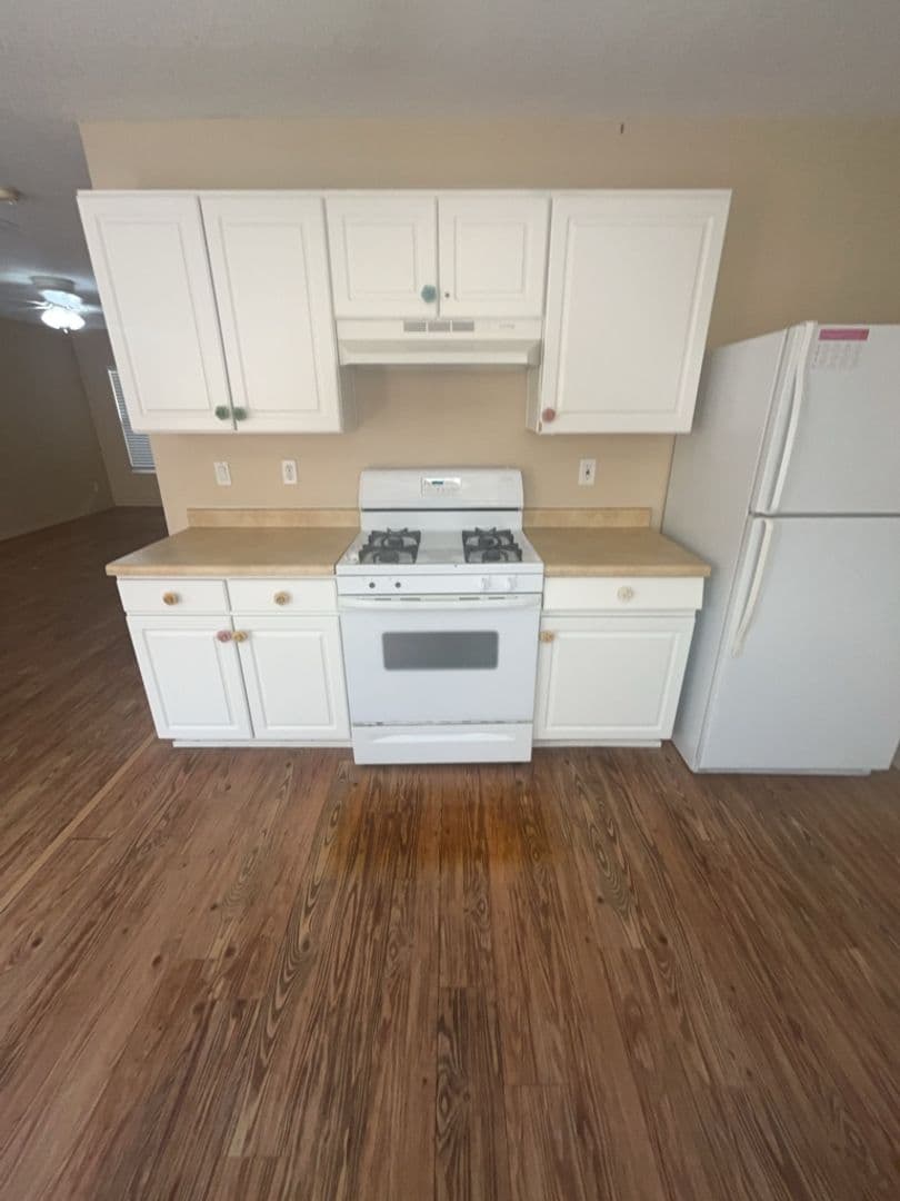 Albuquerque House: 4272 Altura Vista Ln NE