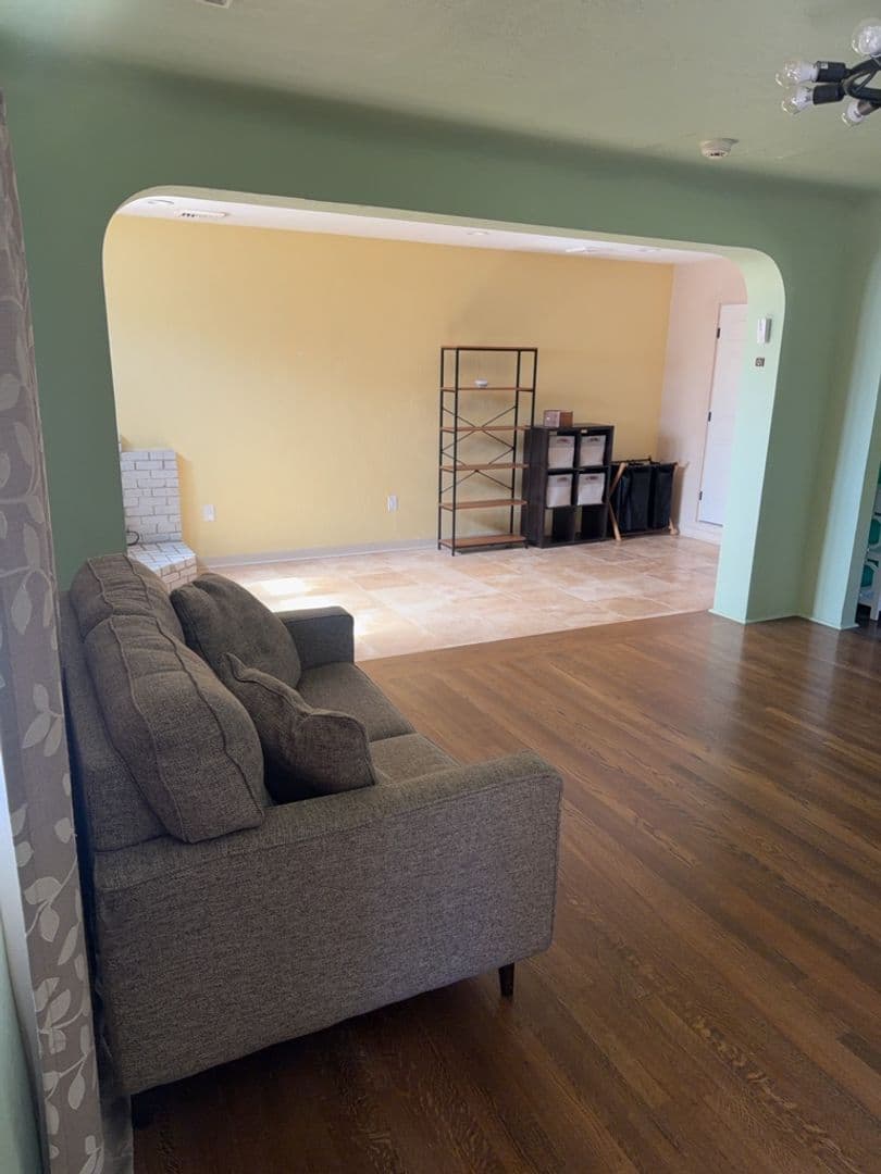 Albuquerque House: 2903 Hyder Ave SE