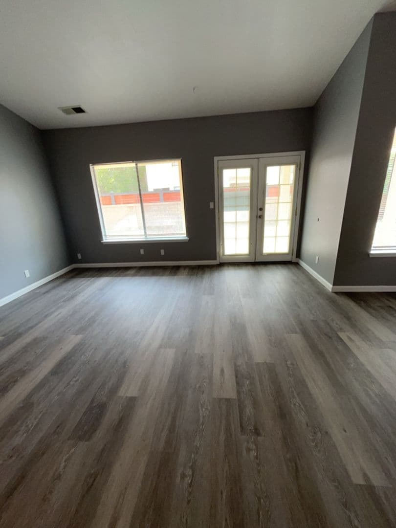 Albuquerque House: 7612 Elderwood Dr NW