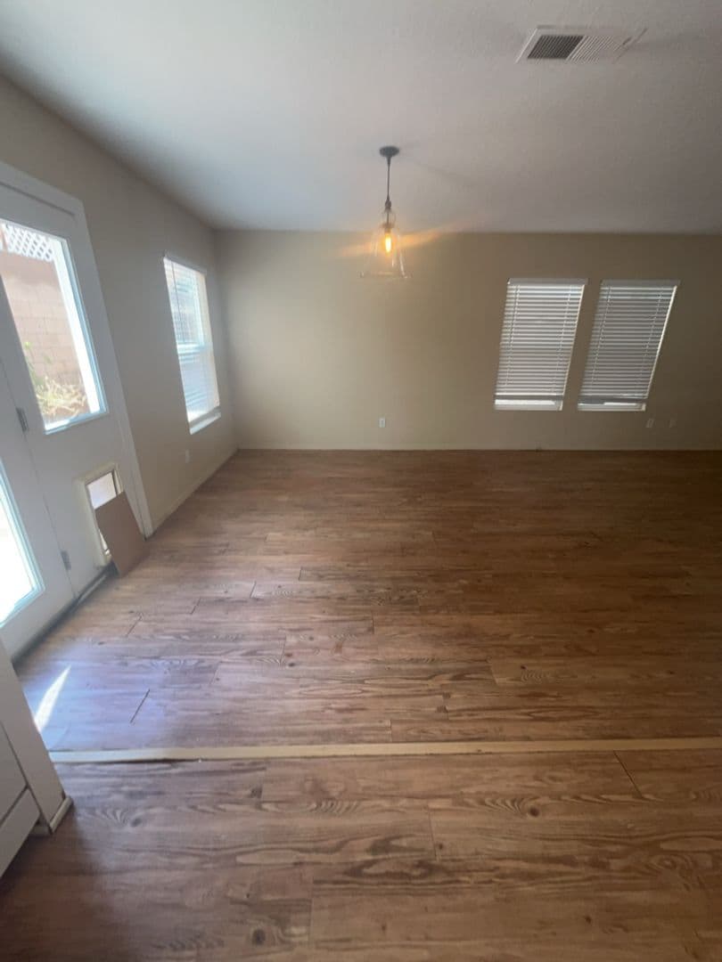 Albuquerque House: 4272 Altura Vista Ln NE