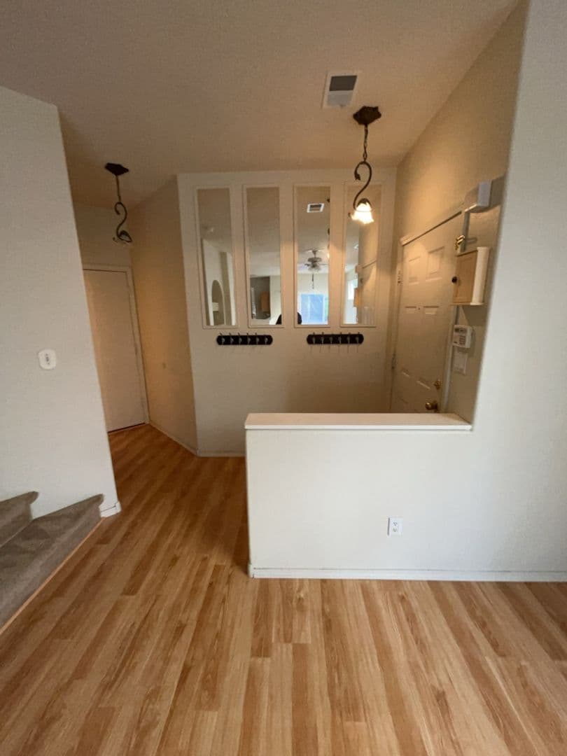Albuquerque House: 7817 Louisiana Blvd NE Unit 202