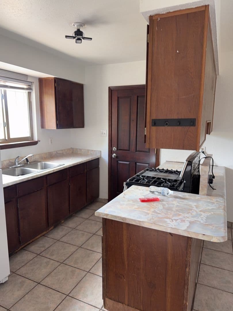Albuquerque House: 2313 Raymac Rd SW