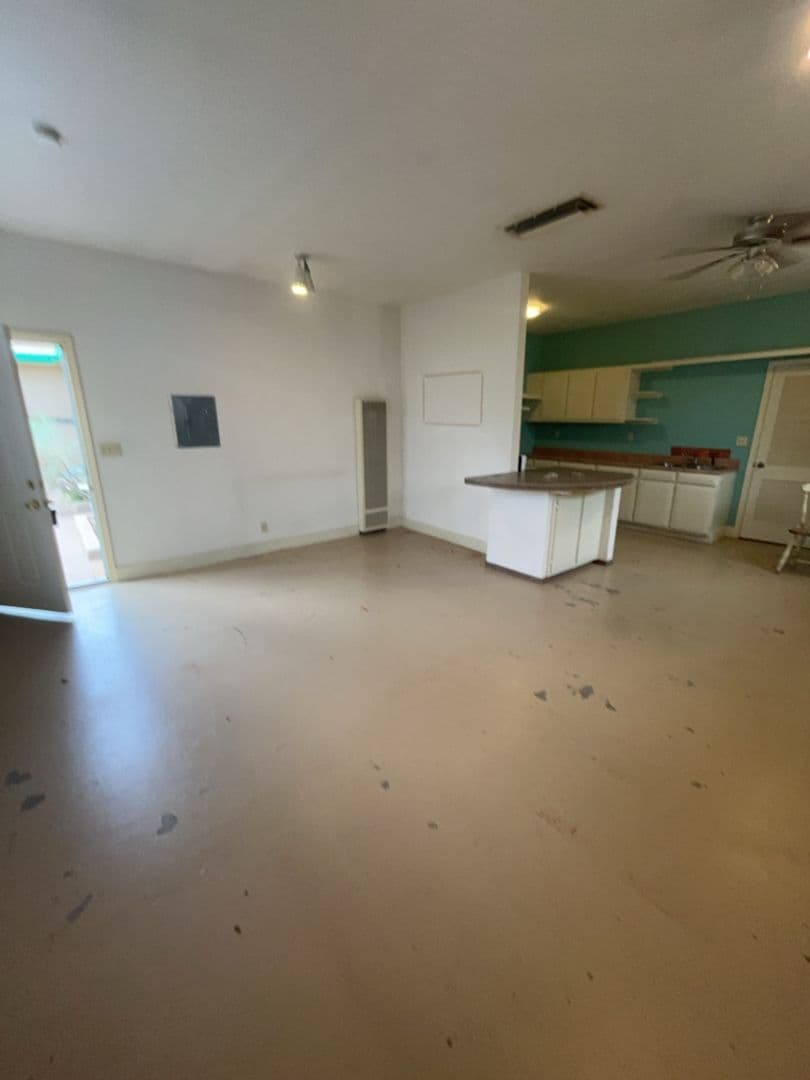 Albuquerque House: 1313 Girard Blvd. SE, Casita Studio