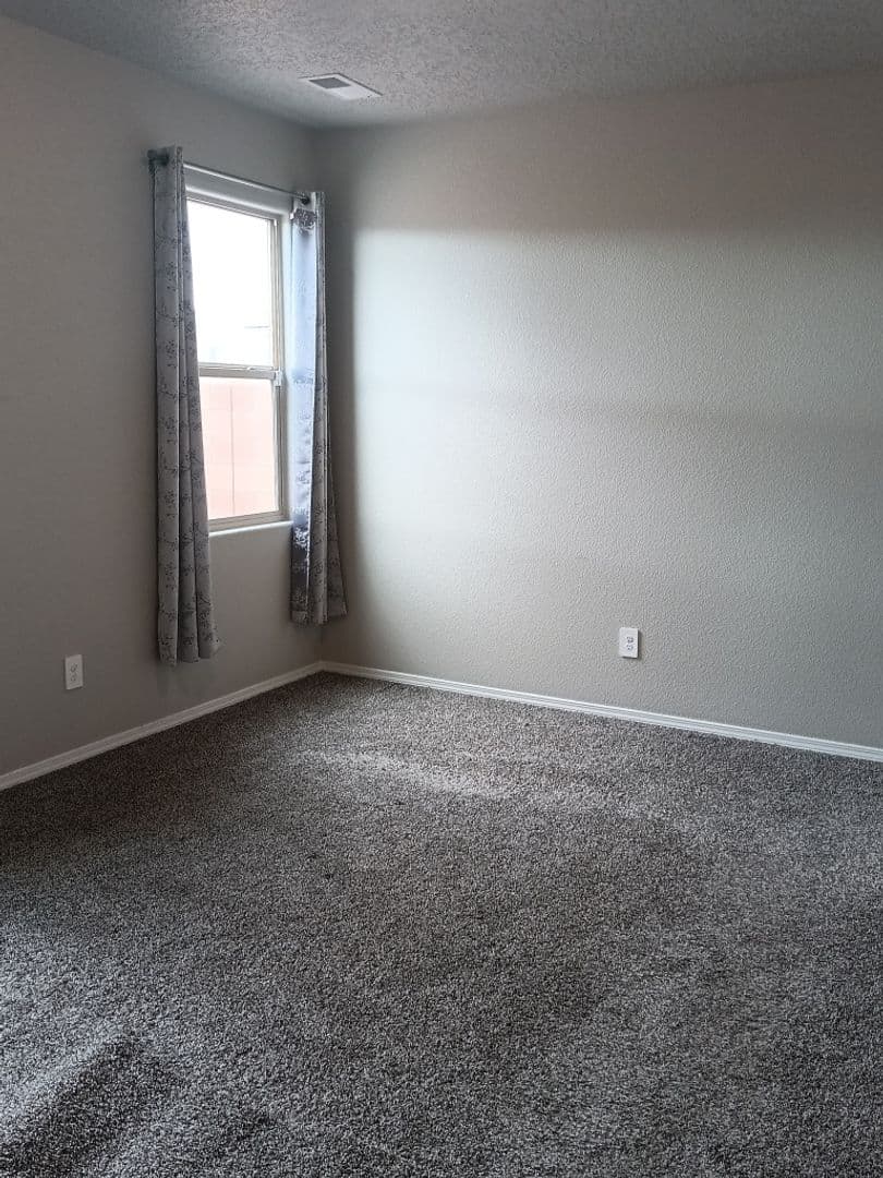 Albuquerque House: 10712 Caresso Loop SW