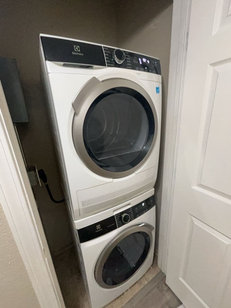 Albuquerque House: 3825 Montgomery Blvd NE Apt 102