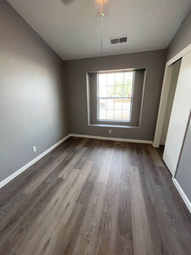 Albuquerque House: 7612 Elderwood Dr NW