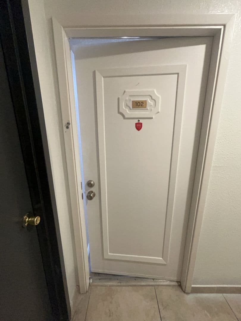 Albuquerque House: 3825 Montgomery Blvd NE Apt 102