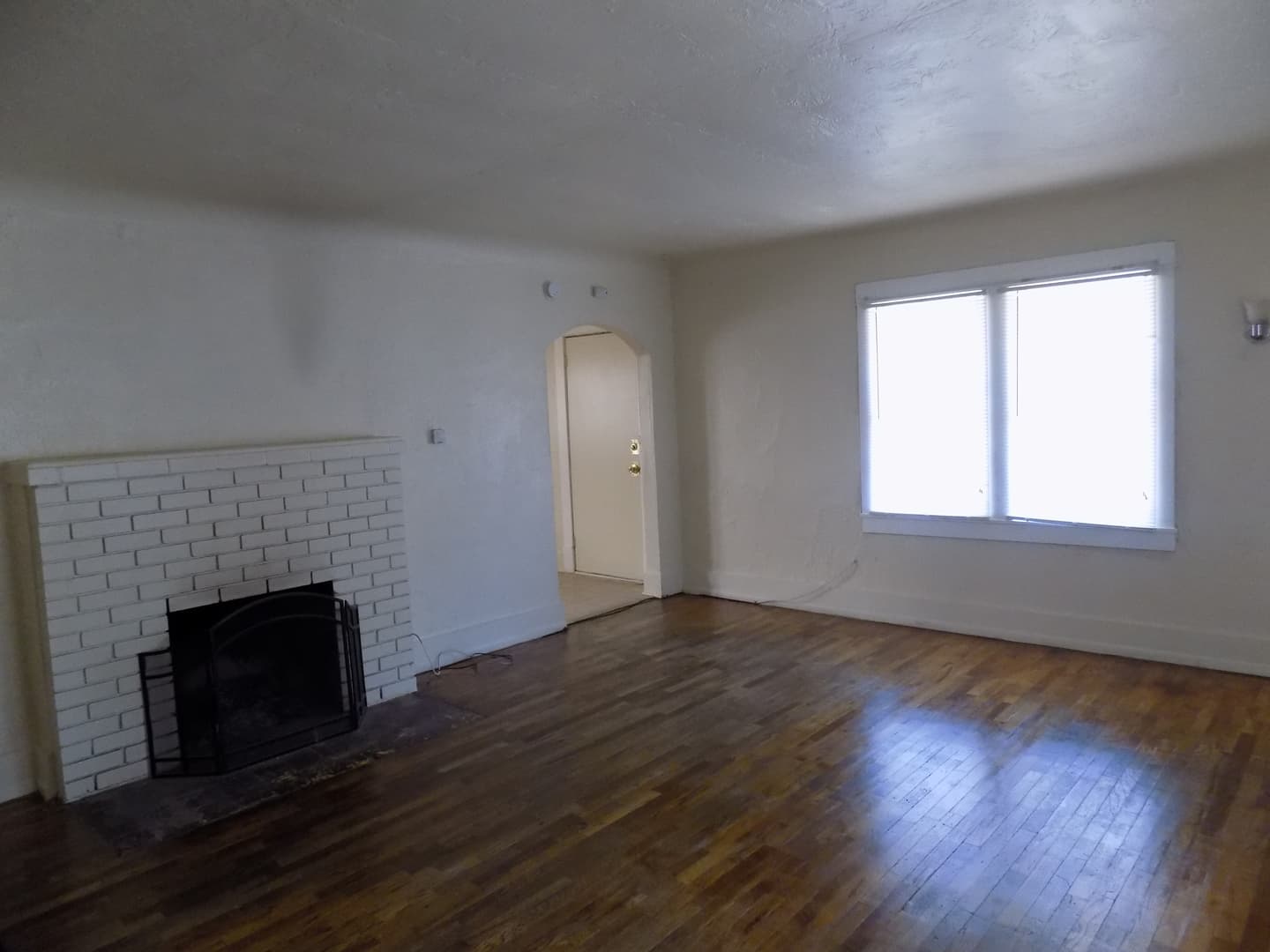 Albuquerque Apartment: 313 Columbia Dr SE