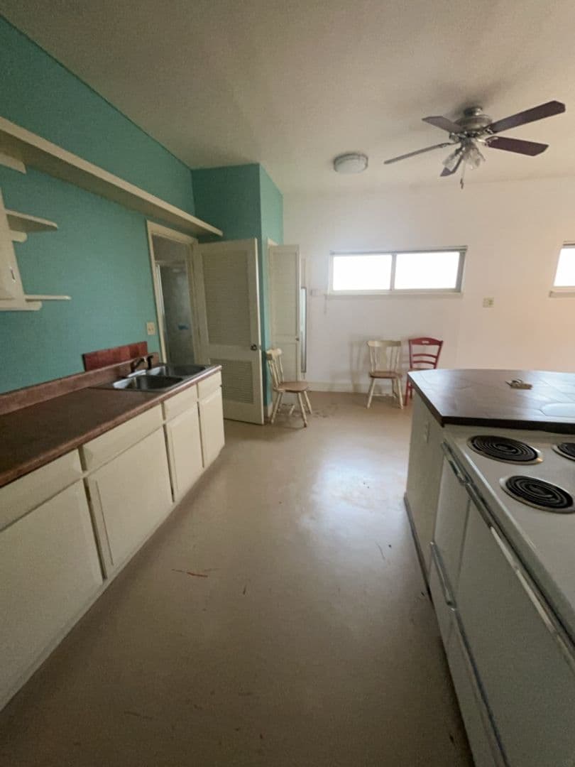 Albuquerque House: 1313 Girard Blvd. SE, Casita Studio
