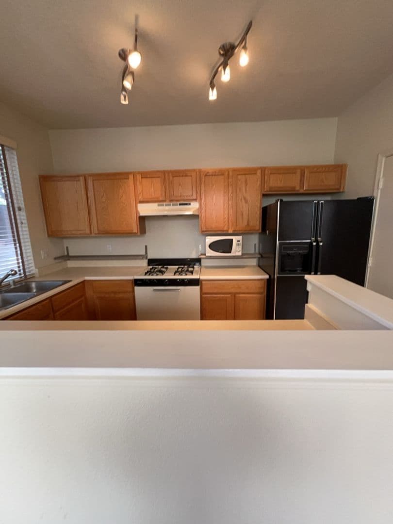 Albuquerque House: 7817 Louisiana Blvd NE Unit 202