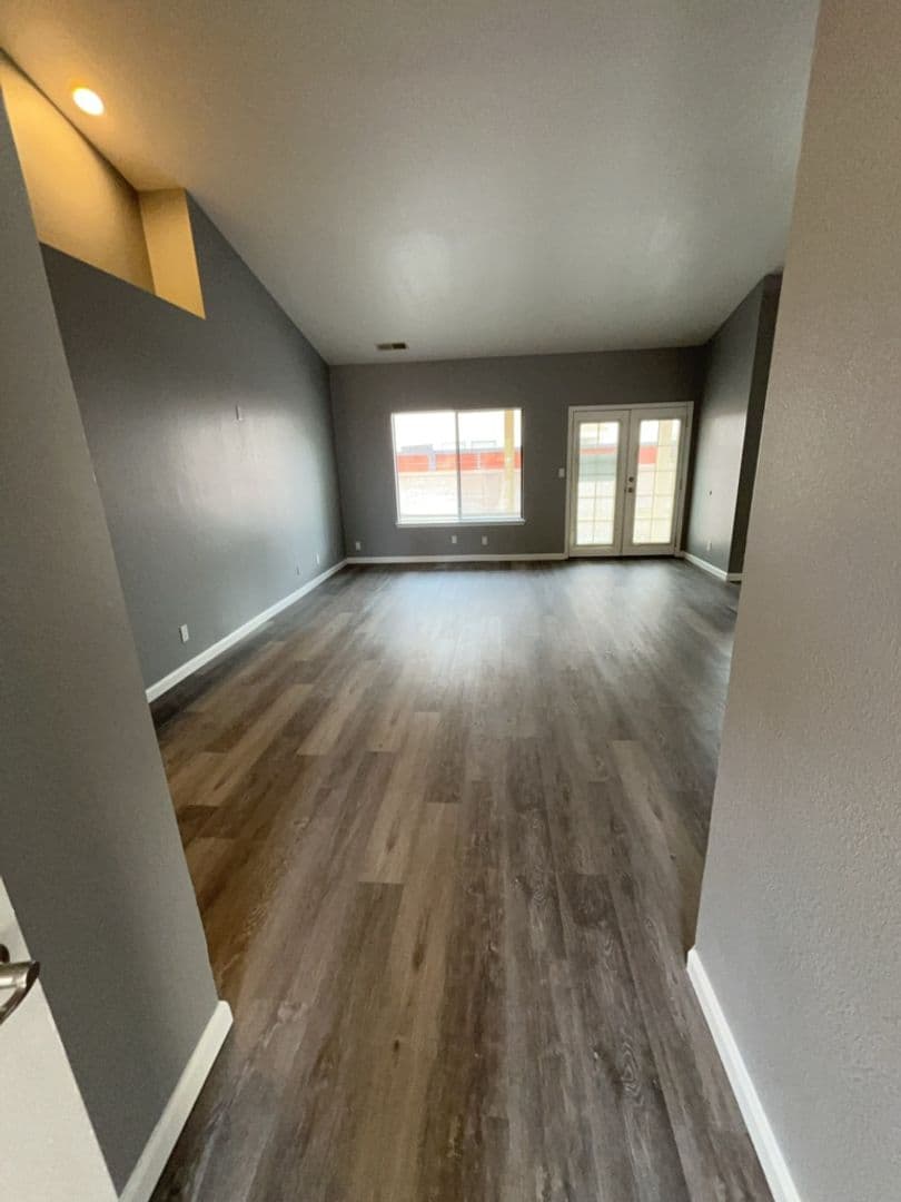Albuquerque House: 7612 Elderwood Dr NW