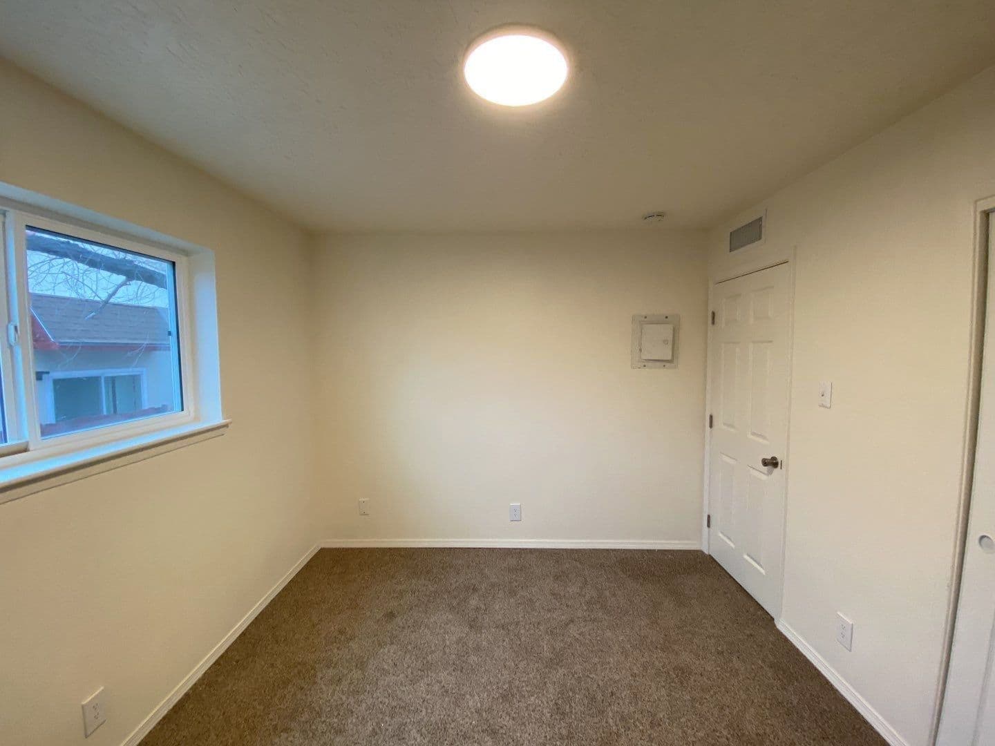 Albuquerque Apartment: 12120 Menaul Blvd NE