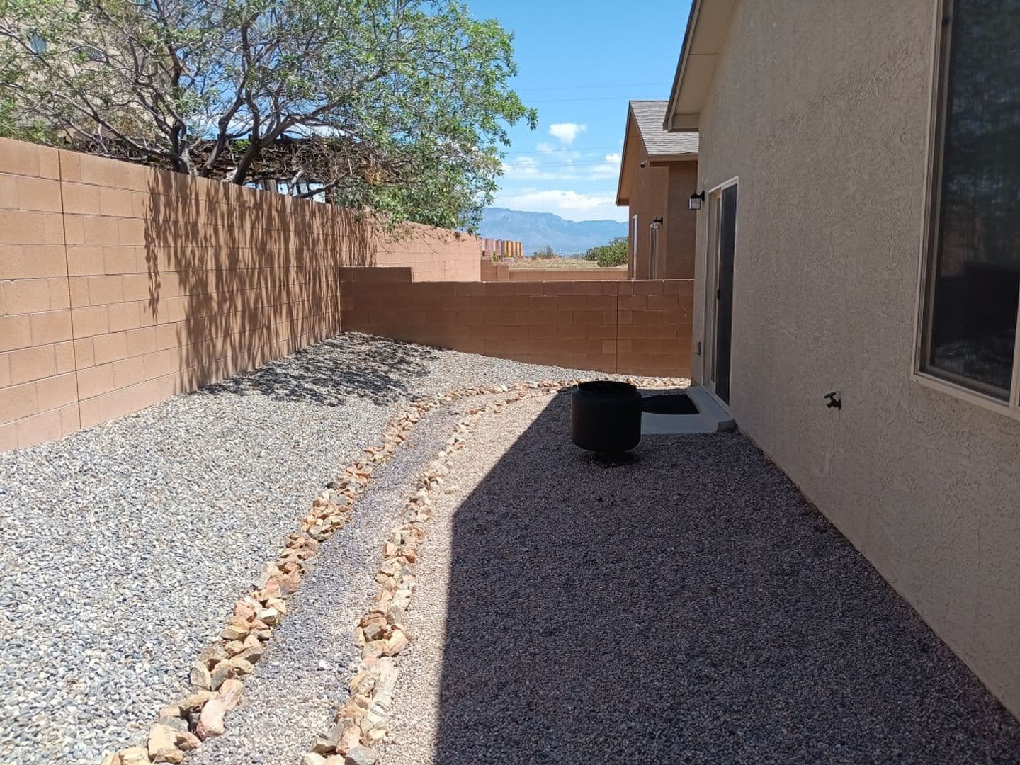Albuquerque House: 6705 Kayser Mill Rd NW