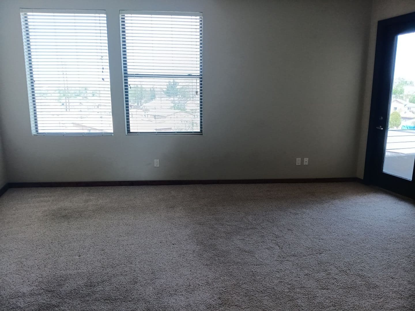 Albuquerque Apartment: 915 Edith Blvd NE