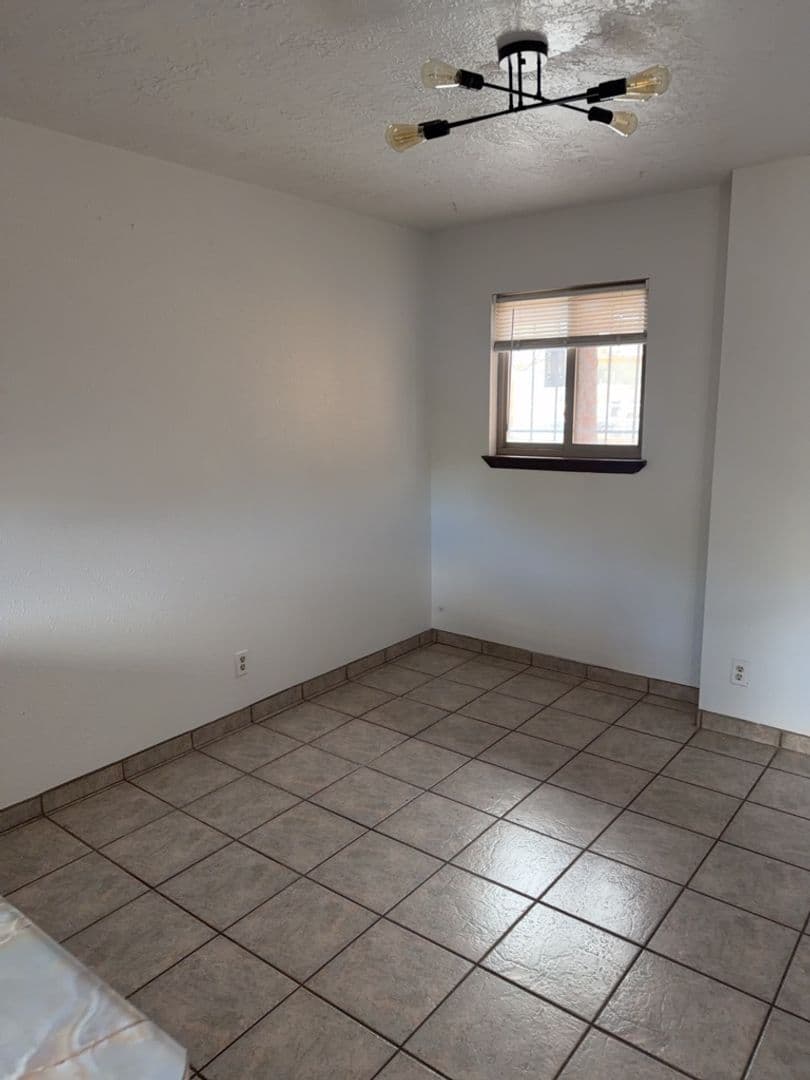 Albuquerque House: 2313 Raymac Rd SW