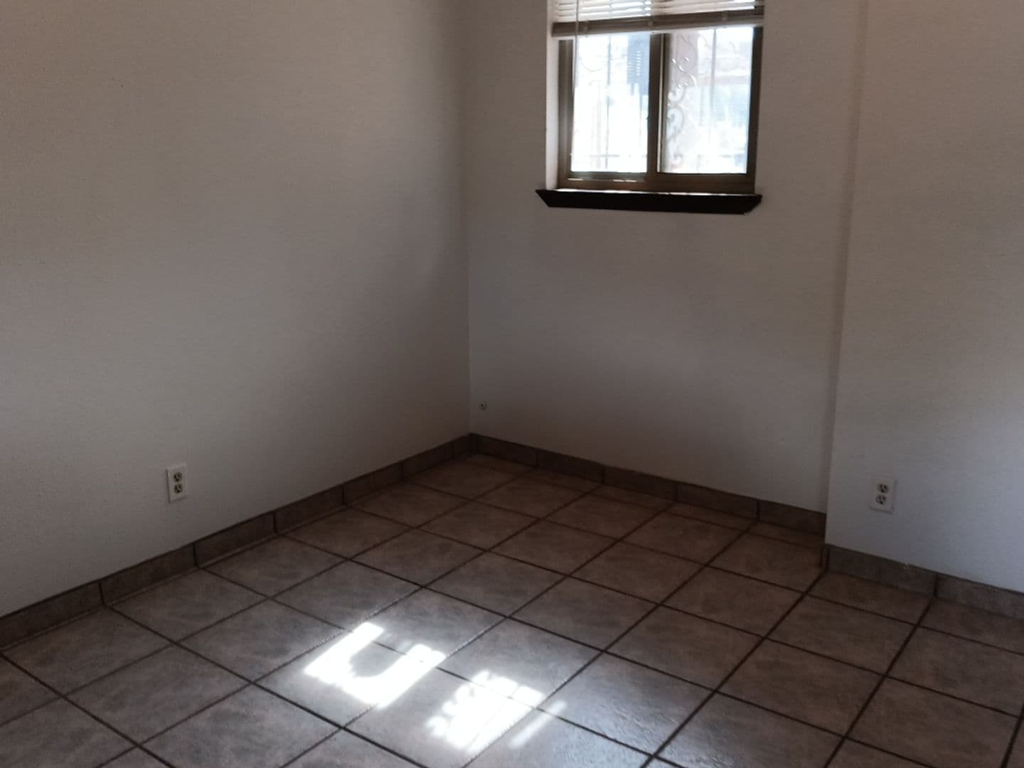 Albuquerque House: 2313 Raymac Rd SW