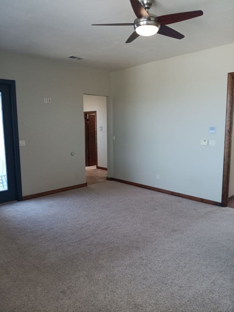 Albuquerque Apartment: 915 Edith Blvd NE