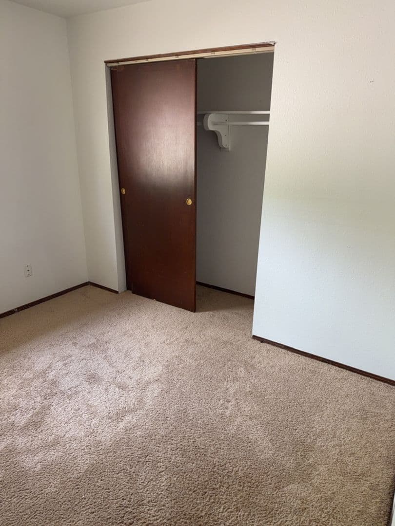 Albuquerque House: 2313 Raymac Rd SW