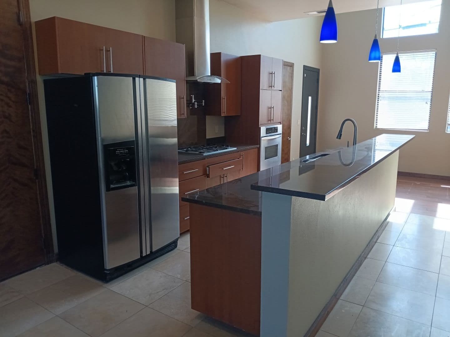 Albuquerque Apartment: 915 Edith Blvd NE