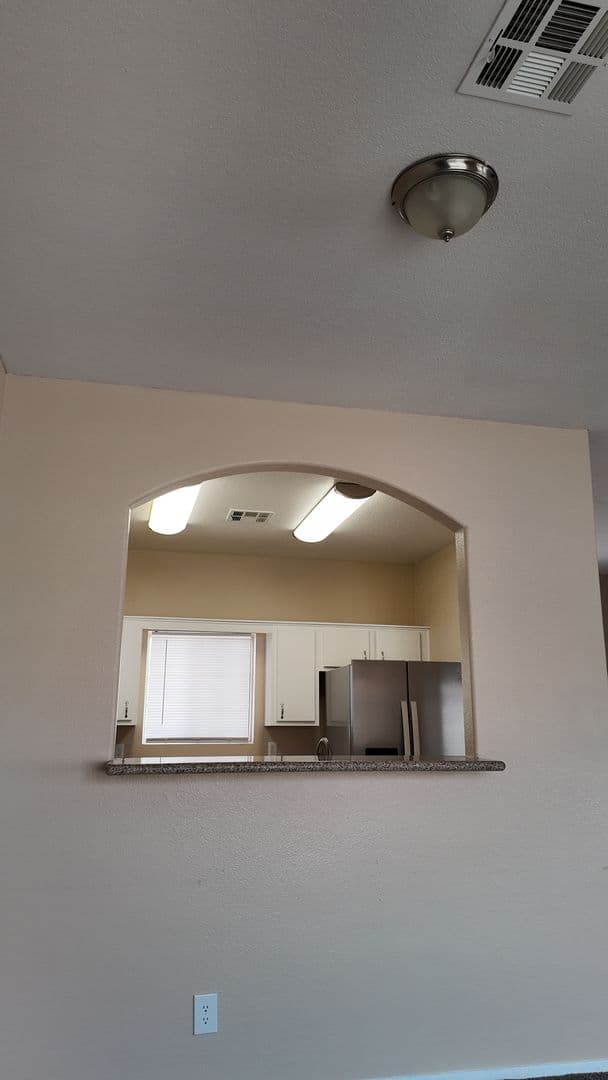 LAS VEGAS Condo: 1900 N TORREY PINES DR UT 212
